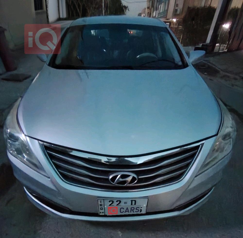 هيونداي أزيرا